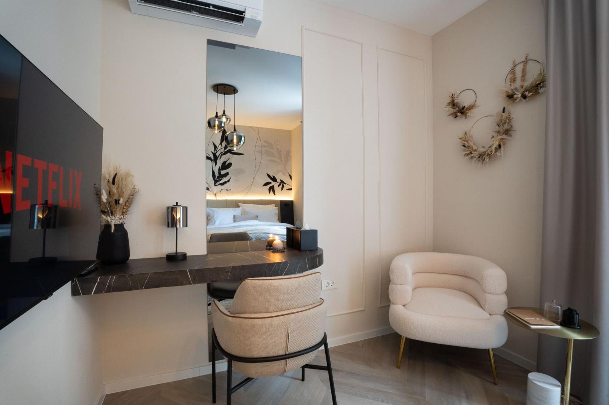 Kalan Boutique Stay Zirovnica Værelse billede